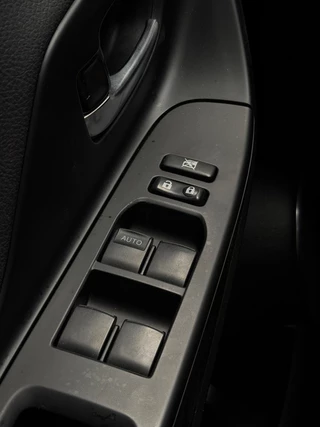 Toyota Yaris – thumbnail 24