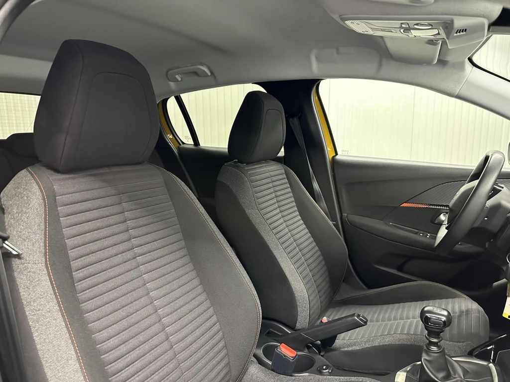 Peugeot 208 – foto 12