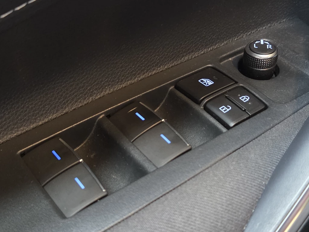 Toyota Corolla Touring Sports – foto 24