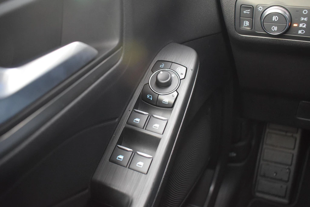 Ford Kuga – foto 19