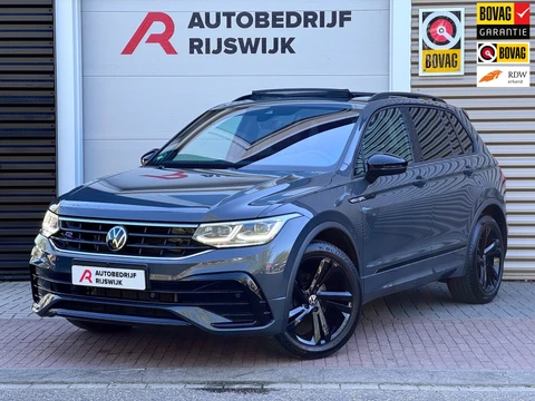 Volkswagen TIGUAN 1.5 TSI R-Line Pano/Sfeer/Keyless/Blindspot