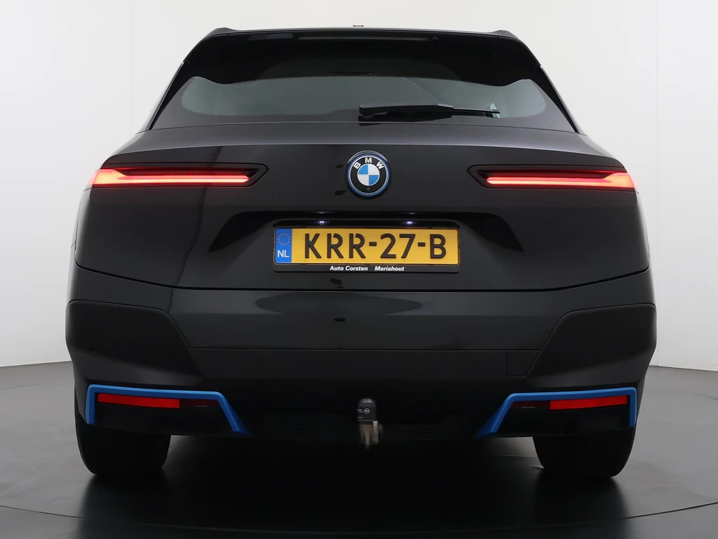 BMW iX – foto 4