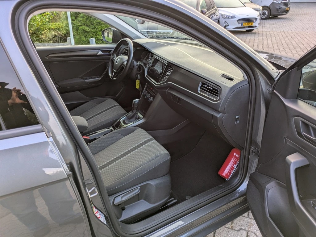 Volkswagen T-Roc – foto 11