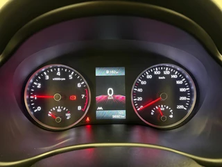Kia Stonic – thumbnail 18