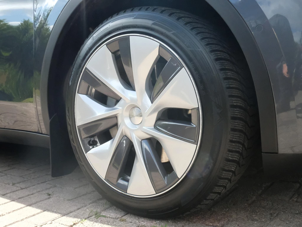 Tesla Model Y – foto 6