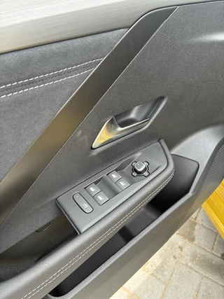 Opel Astra – thumbnail 32