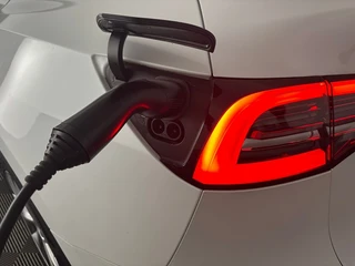 Tesla Model Y – thumbnail 5