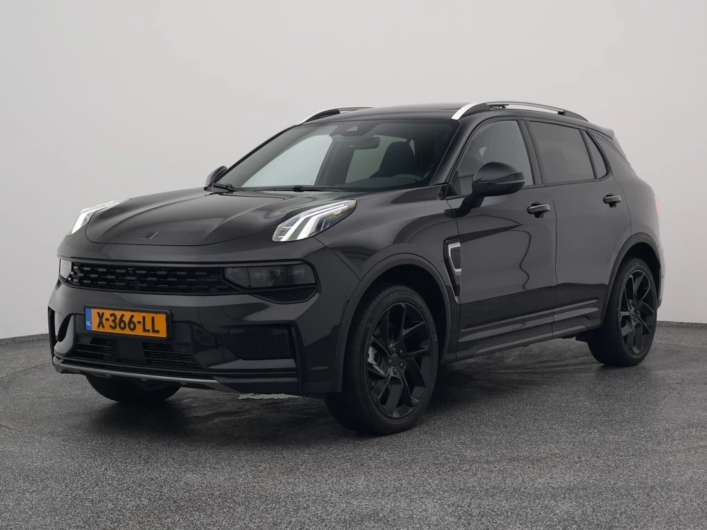 Lynk & Co 01 – foto 1
