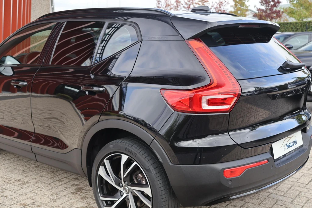 Volvo XC40 – foto 2