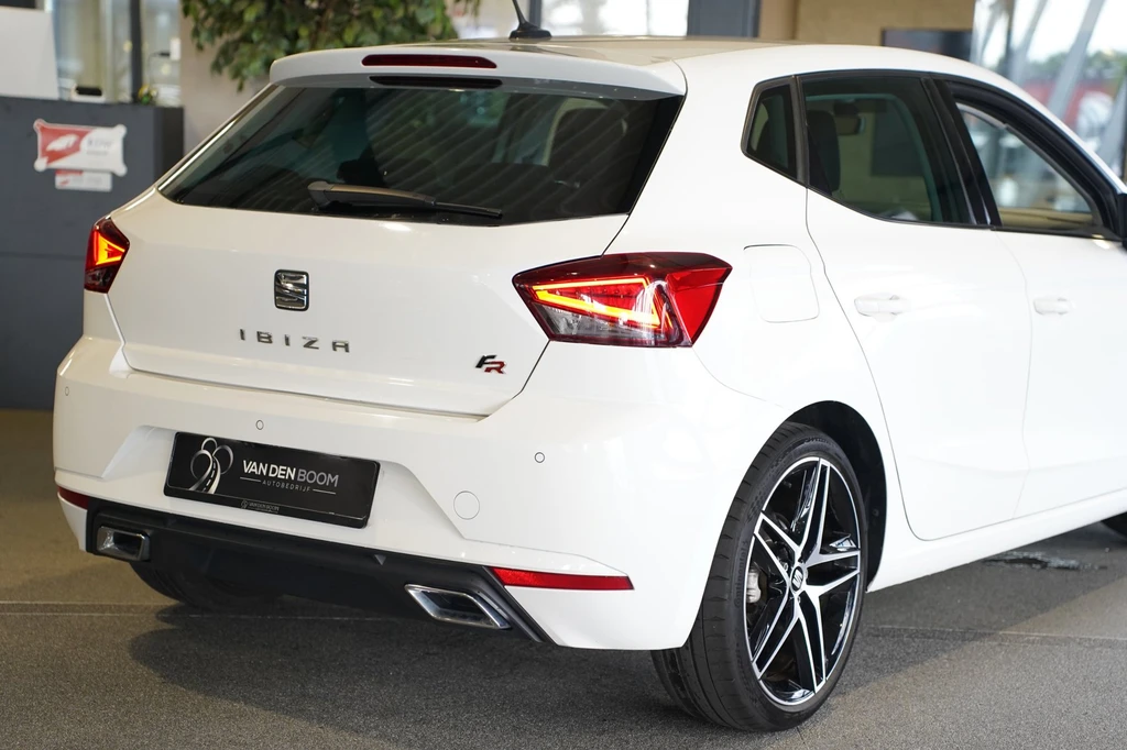 SEAT Ibiza – foto 9