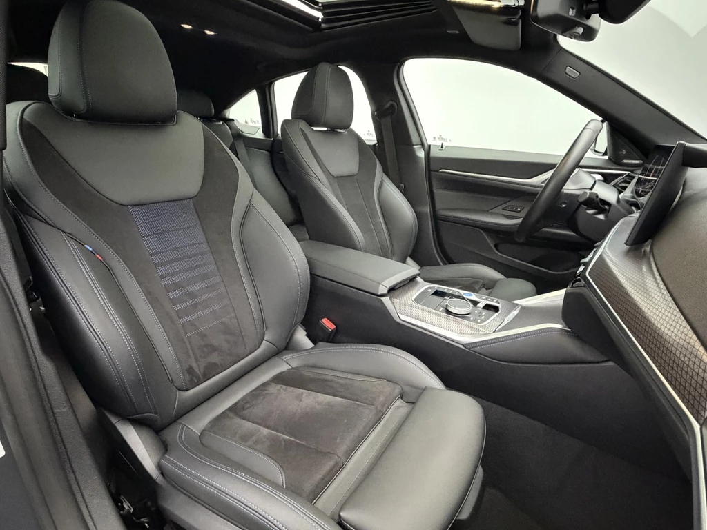 BMW i4 – foto 26