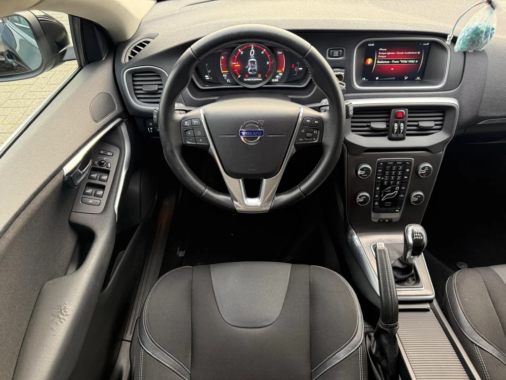 Volvo V40 – foto 19