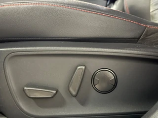 Ford Kuga – thumbnail 23