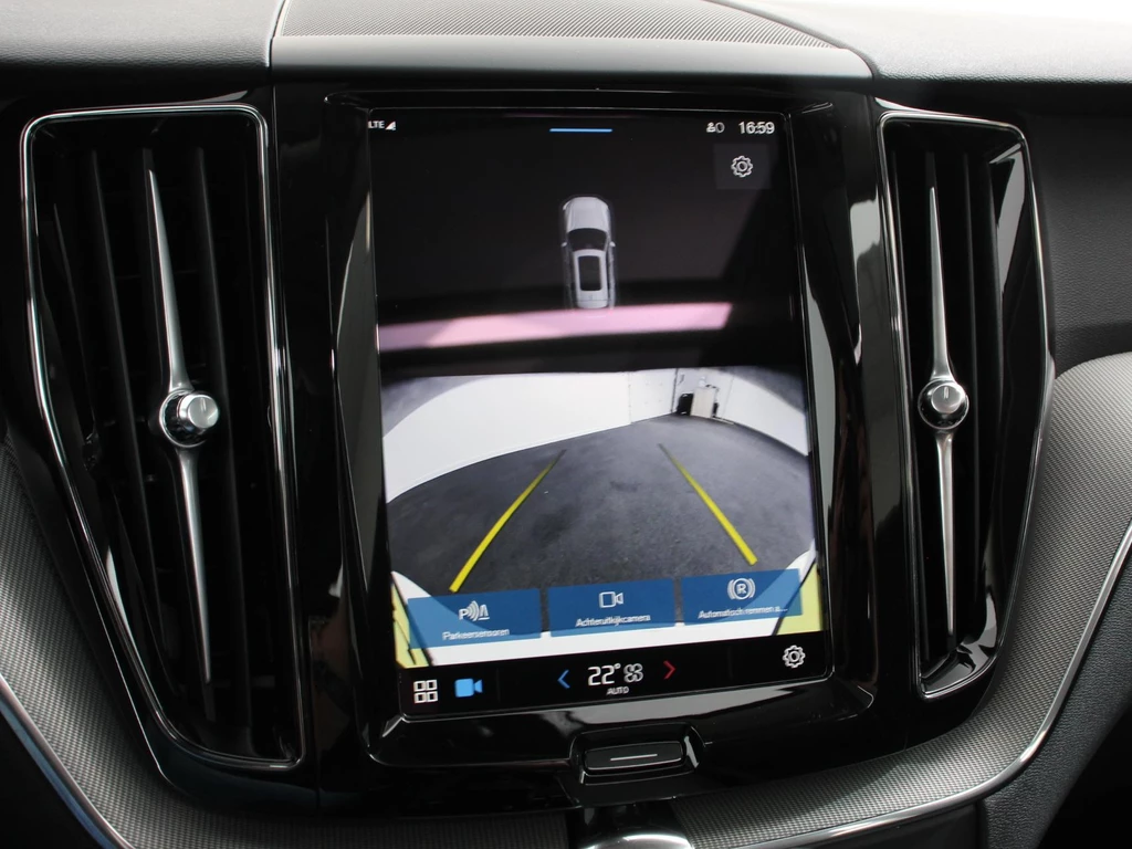 Volvo XC60 – foto 15