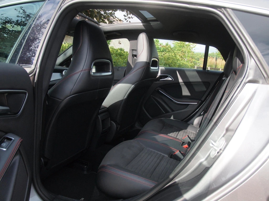 Mercedes-Benz CLA – foto 26