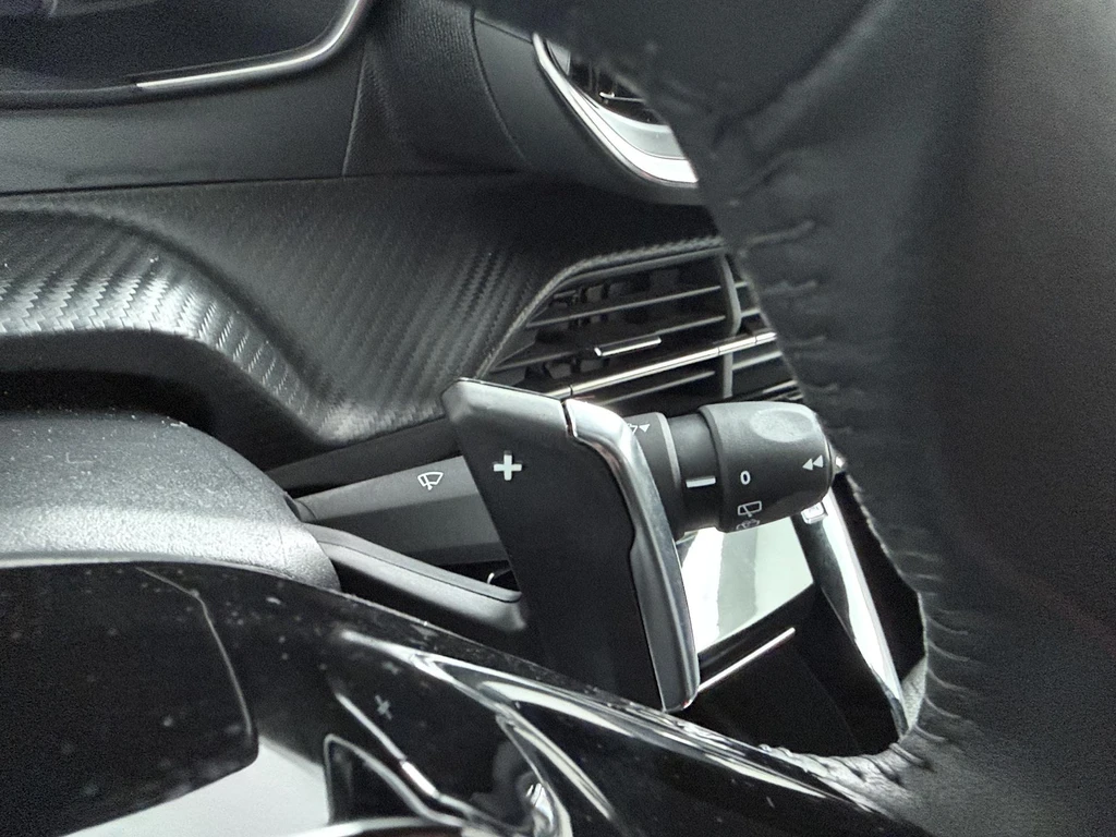 Peugeot 208 – foto 17
