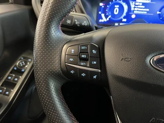 Ford Kuga – thumbnail 15