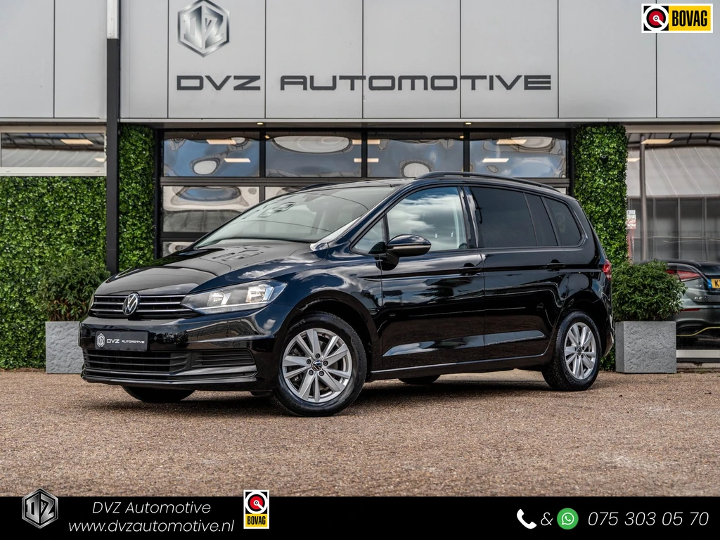 Volkswagen Touran – foto 1