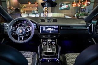 Porsche Cayenne – thumbnail 19