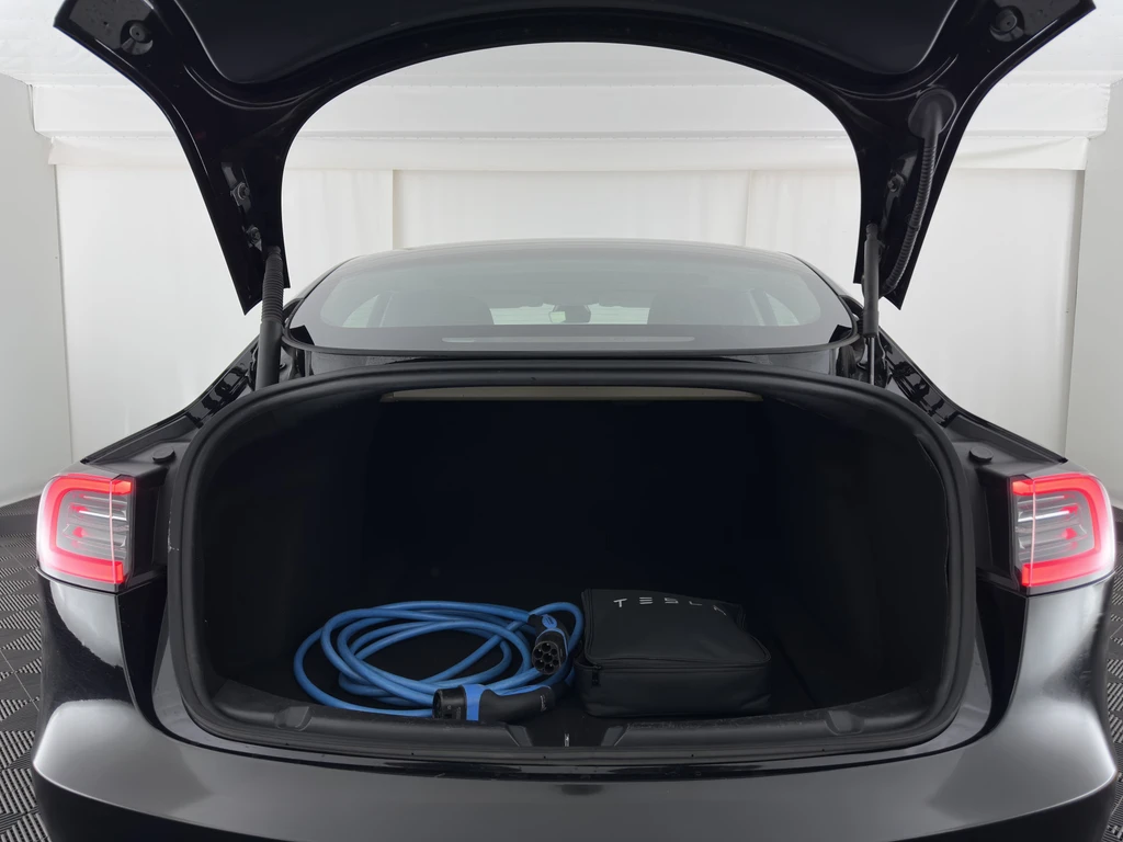 Tesla Model 3 – foto 13