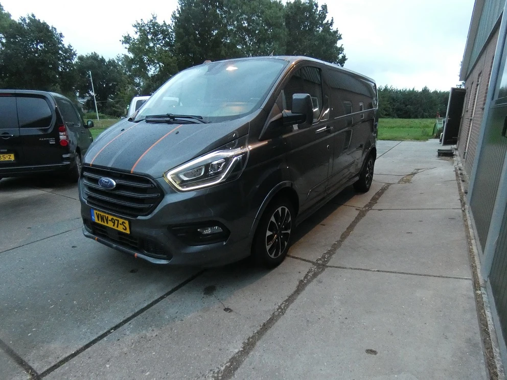 Ford Transit Custom – foto 1