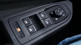 Volkswagen Golf – thumbnail 40
