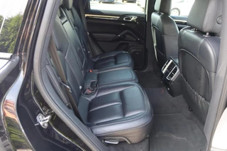 Porsche Cayenne – thumbnail 118