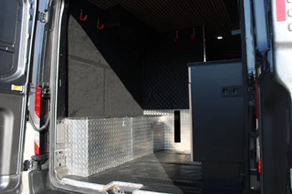 Ford Transit – thumbnail 12