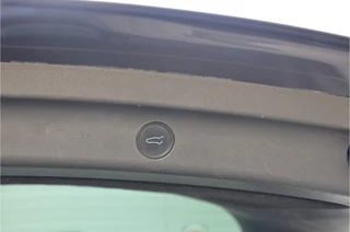 Tesla Model Y – thumbnail 33