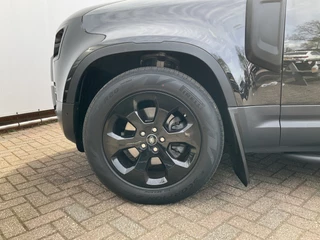 Land Rover Defender – thumbnail 30