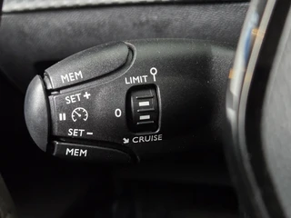 Peugeot 208 – thumbnail 24