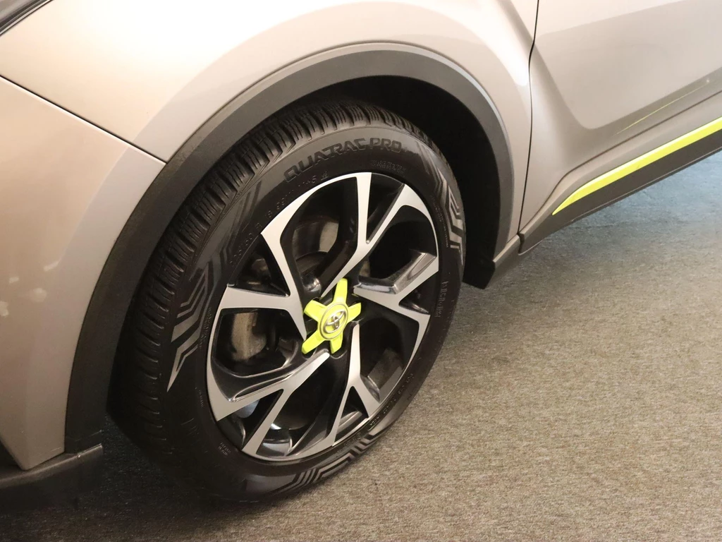Toyota C-HR – foto 12