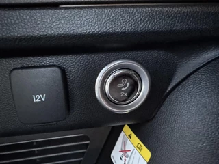 Ford Kuga – thumbnail 10