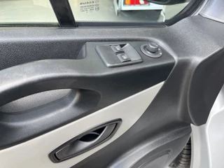 Renault Trafic – thumbnail 15