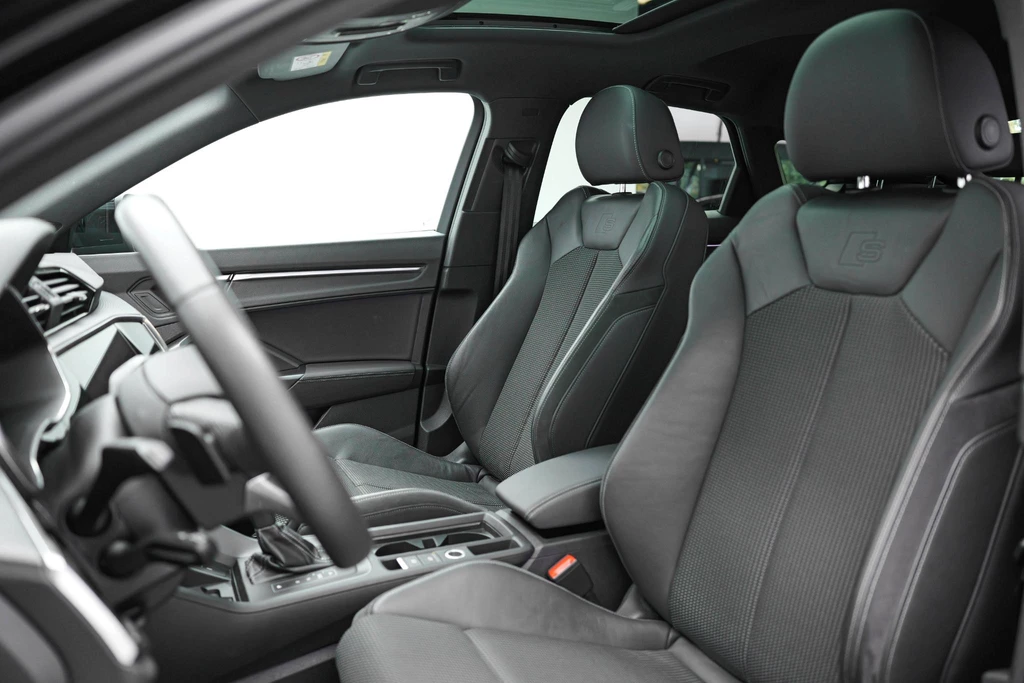 Audi Q3 – foto 11