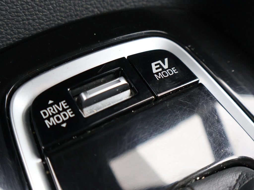 Toyota Corolla Touring Sports – foto 43
