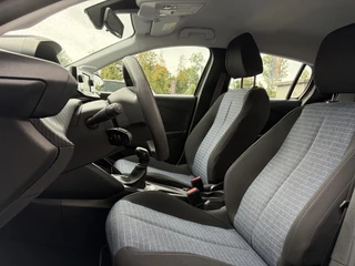 Peugeot 208 – thumbnail 8