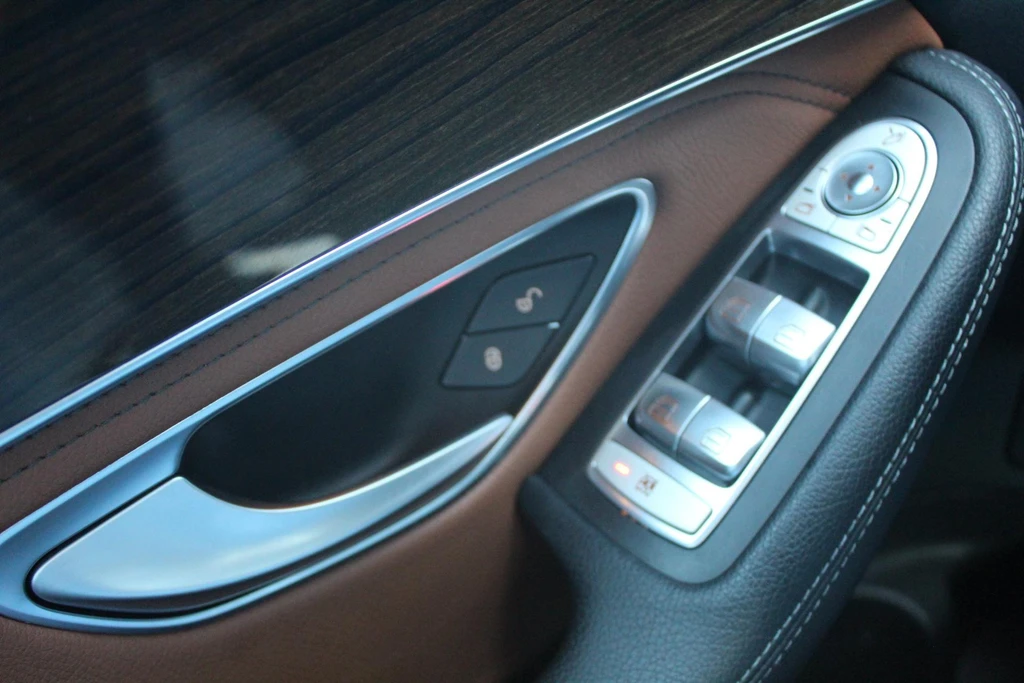 Mercedes-Benz GLC – foto 24