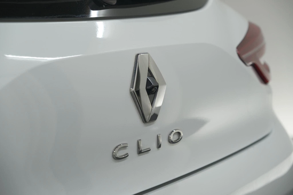 Renault Clio – foto 24