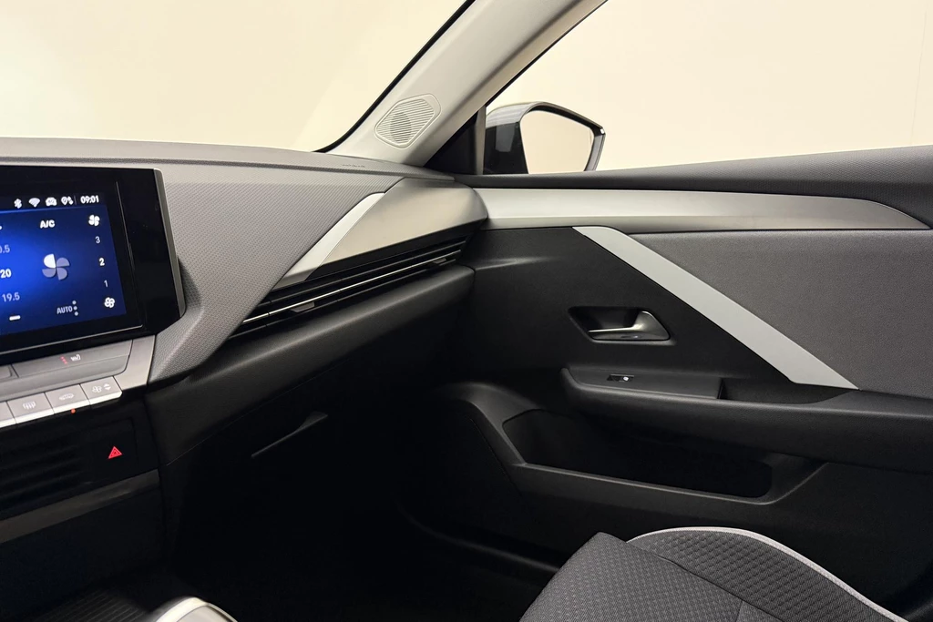 Opel Astra – foto 31