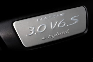 Porsche Cayenne – thumbnail 37