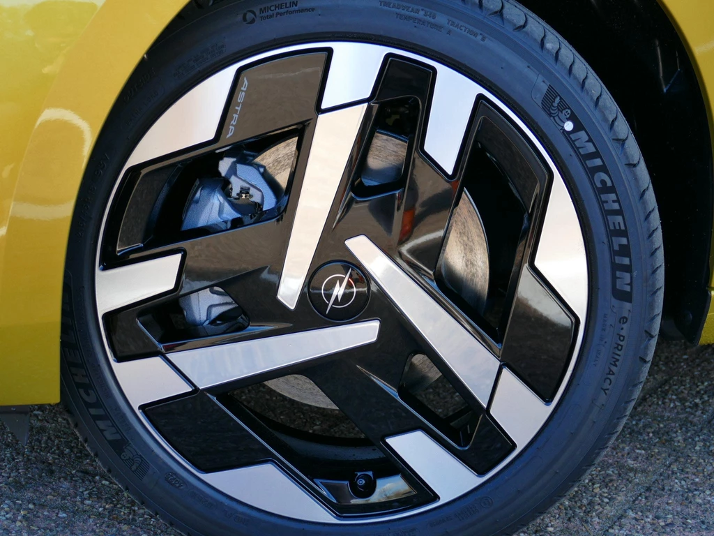Opel Astra – foto 39