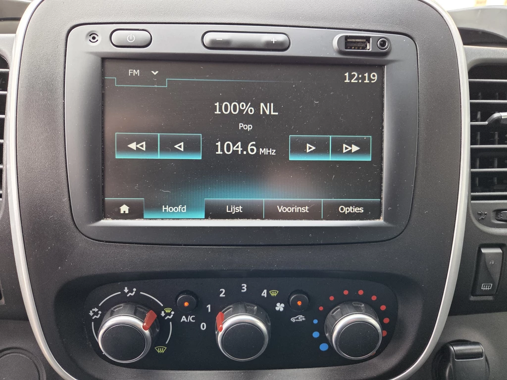 Renault Trafic – foto 28