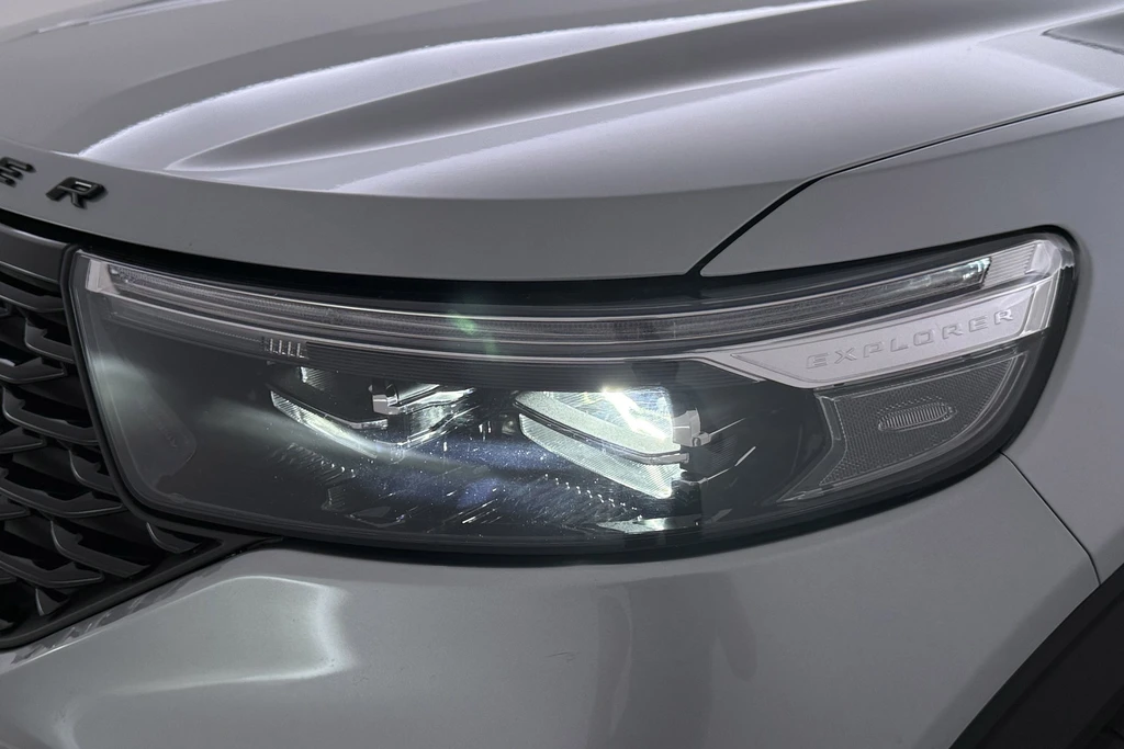 Ford Explorer – foto 53