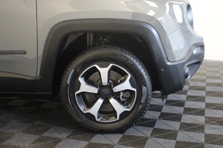 Jeep Renegade – thumbnail 12
