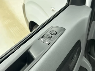 Opel Vivaro – thumbnail 30