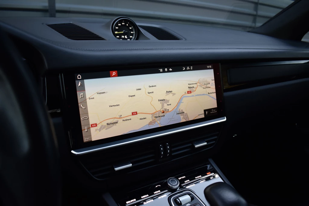 Porsche Cayenne – foto 16