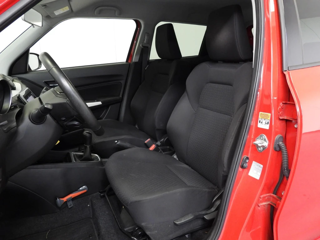 Suzuki Swift – foto 21