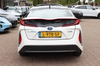 Toyota Prius – thumbnail 4