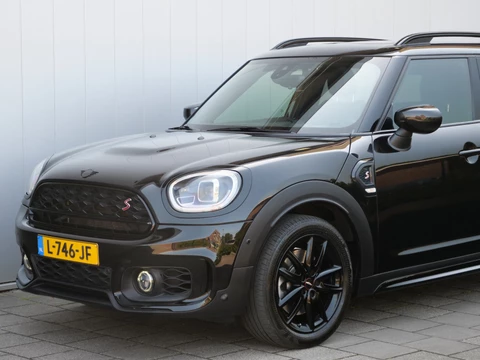 MINI Countryman 2.0 Cooper S John Cooper Works 179 Pk Automaat Navi / DAB / Apple Carplay / Camera